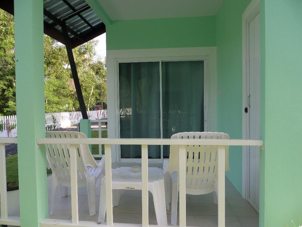 Hotel Lanta Triple Novel Ko Lanta Exterior foto