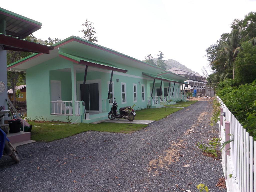 Hotel Lanta Triple Novel Ko Lanta Exterior foto