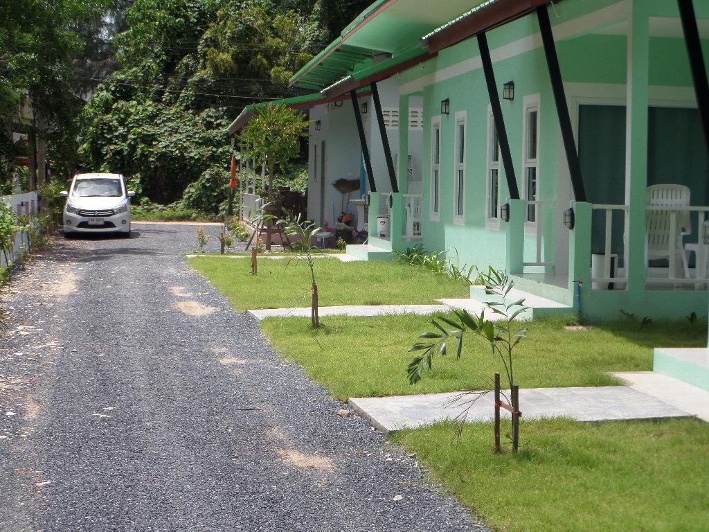 Hotel Lanta Triple Novel Ko Lanta Exterior foto